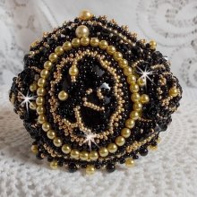 Bracciale Cleopatra ricamato con onice nera, cristalli Swarovski e perle di semi